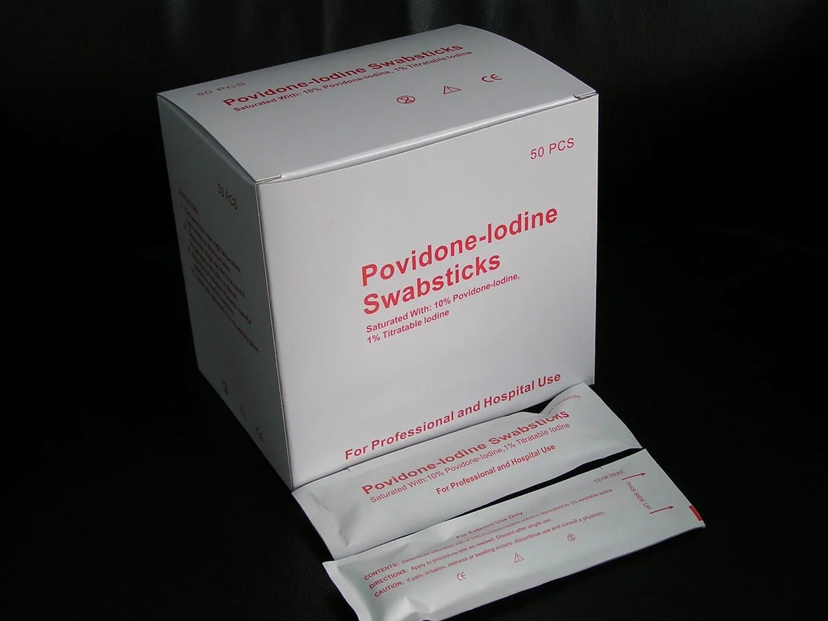 Povidone-iodine swabsticks, 50 pcs/box — consistent packaging for professional and hospital use.