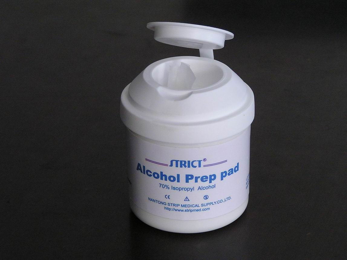 STRICT Cleansing Wipes